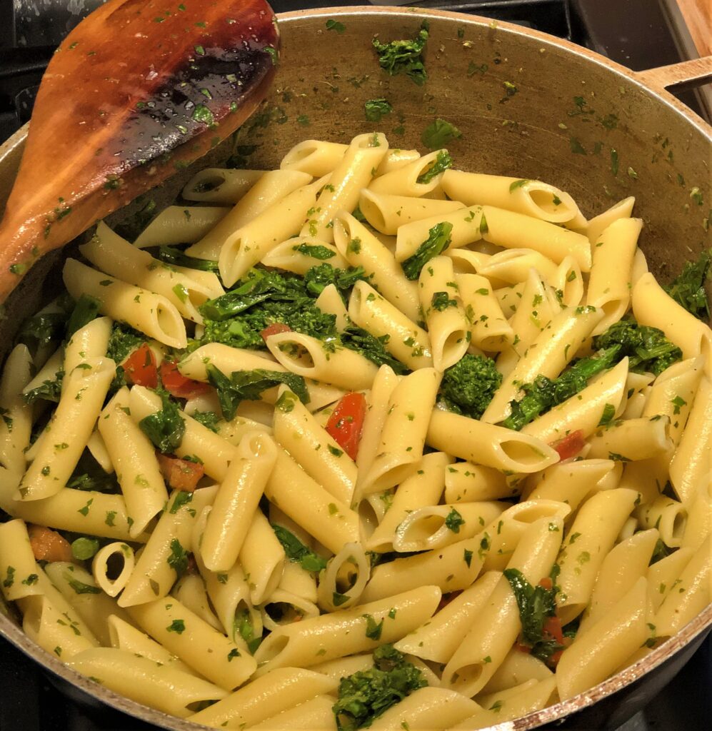 Pasta with Parsley and Broccoli Rabe