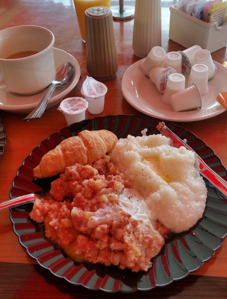 Grits, Hash and Eggs