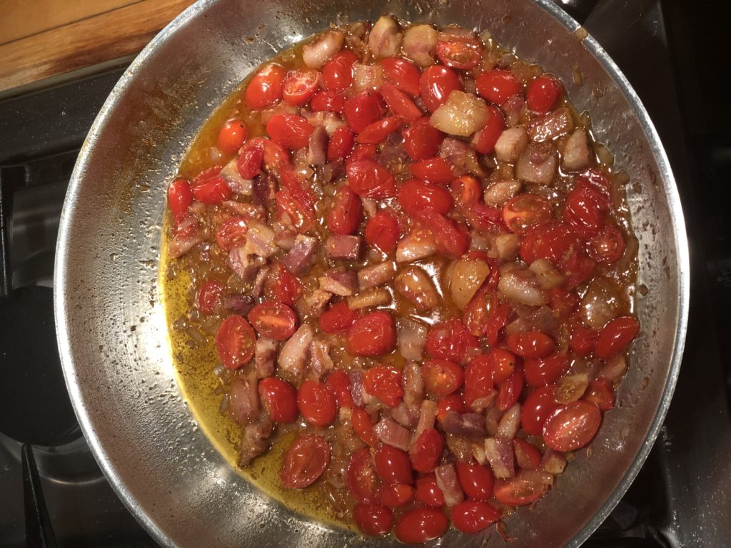 Pasta with Goat Cheese and Cherry Tomatoes